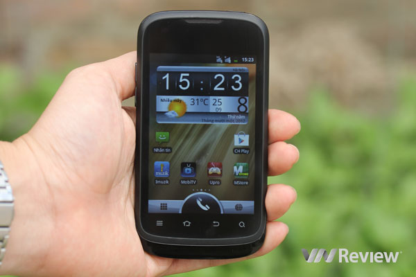 Smartphone Viettel V8403 Smartphone Viettel V8403